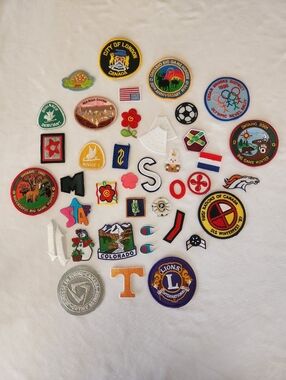 Miscellaneous Lot Of Embroidered / Felt Patches